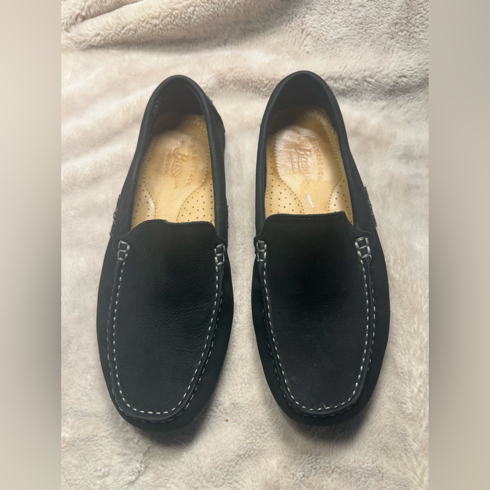 G.H. Bass & Co. leather moccasin driving loafers Black Size 7